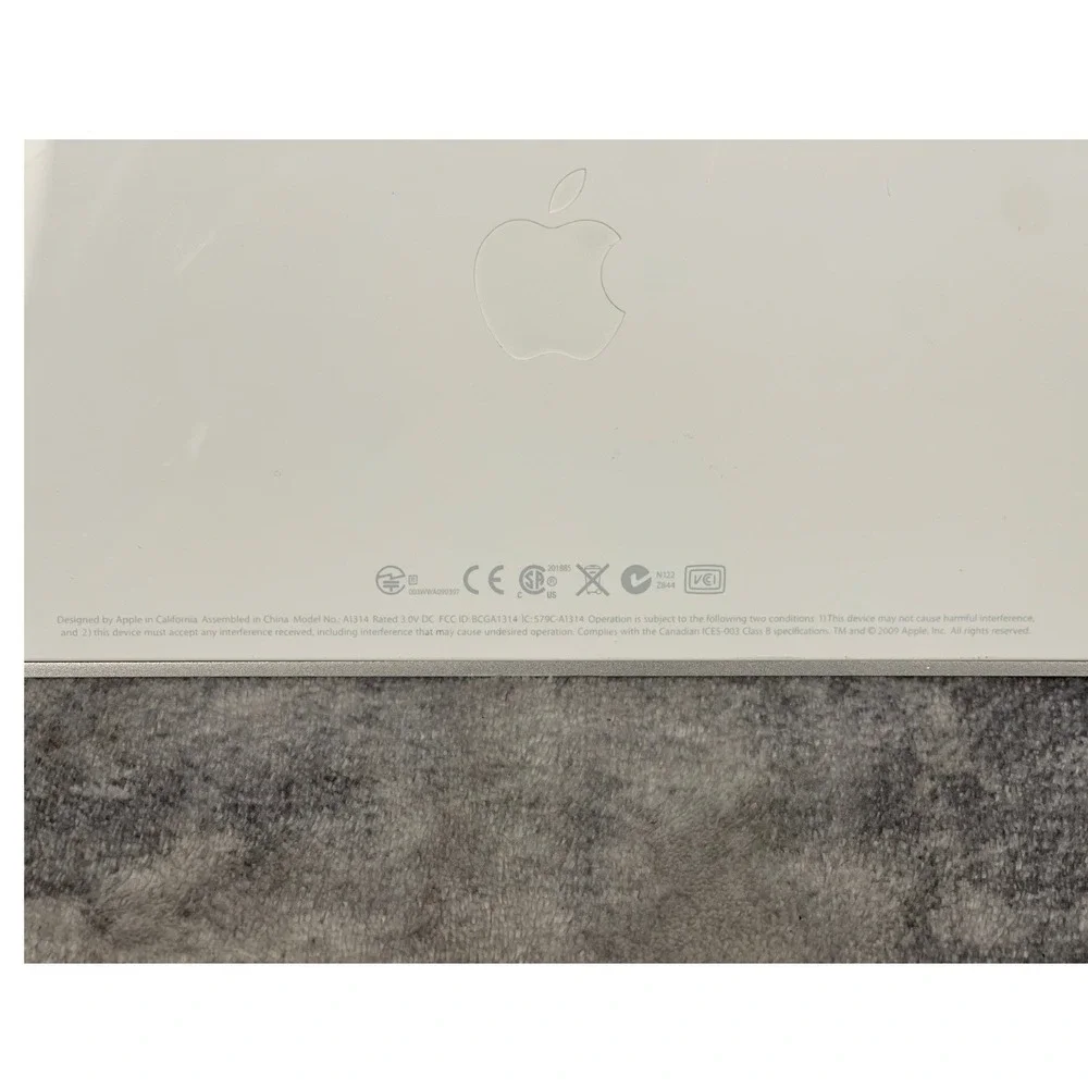 Apple wireless keyboard